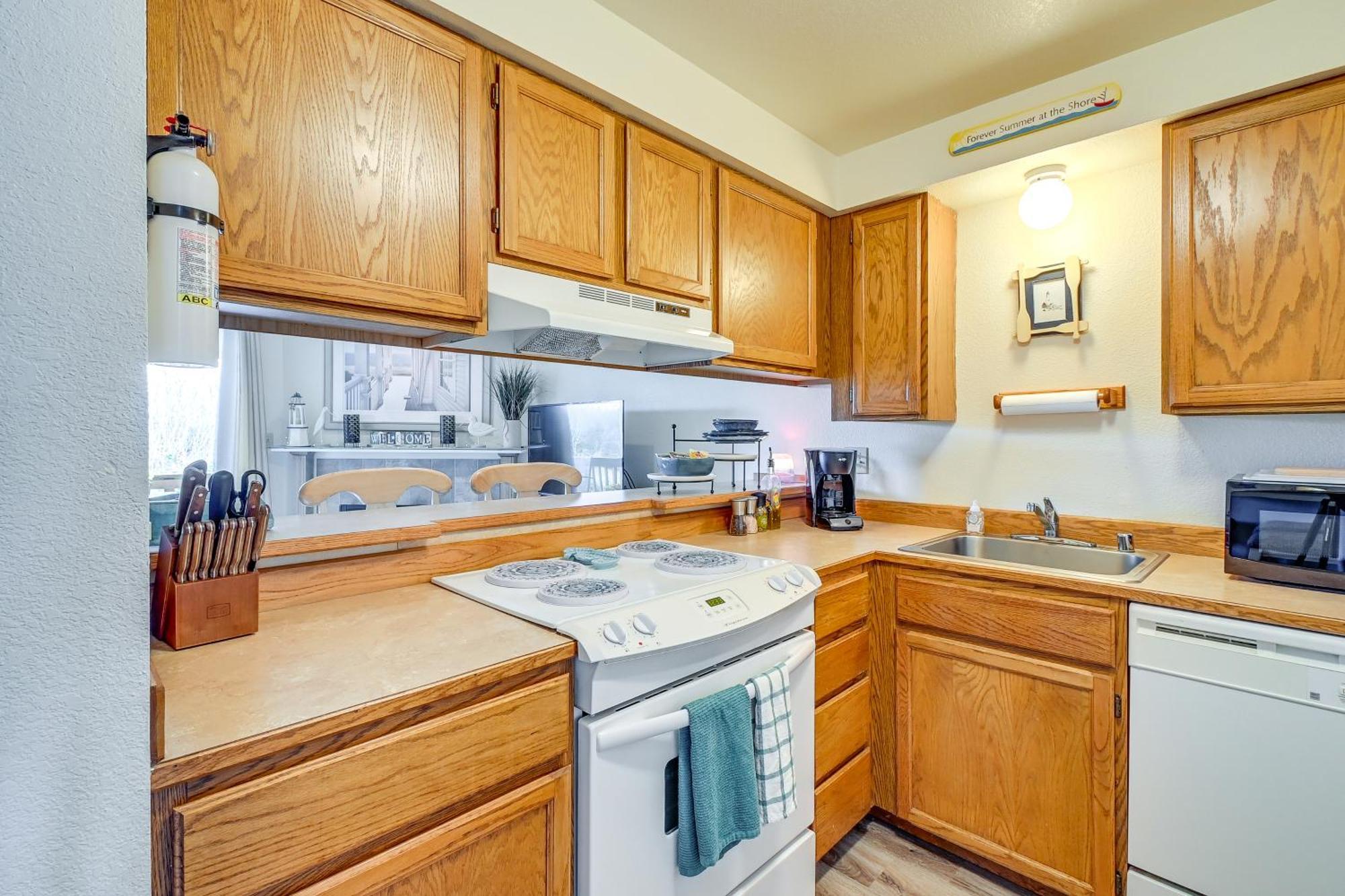 Ocean Shores Condo With Balcony Less Than 1 Mi To Beach! Exteriér fotografie